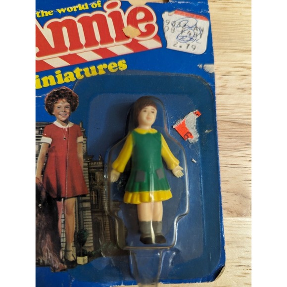 1982 The world of Annie miniatures movie figure sealed org packaging 9032 Annie - Picture 5 of 10
